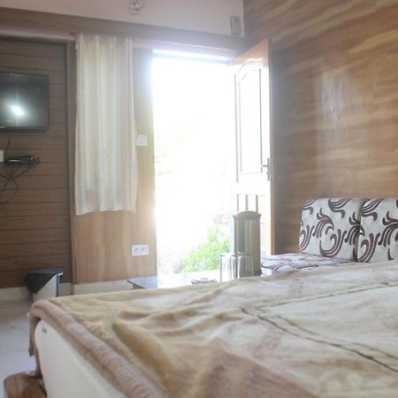 مونت ابو Cozy Room On Neelkanth Road المظهر الخارجي الصورة