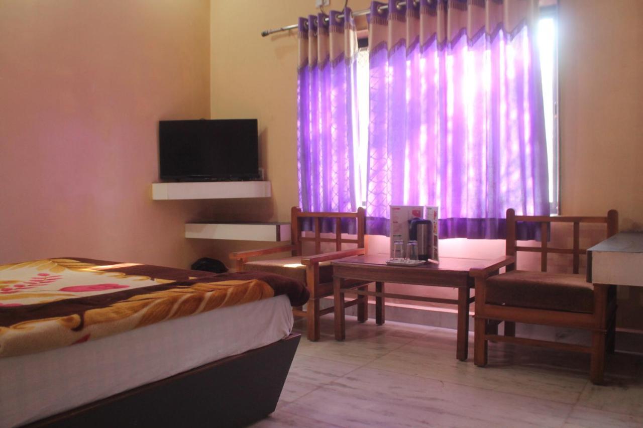 مونت ابو Cozy Room On Neelkanth Road المظهر الخارجي الصورة