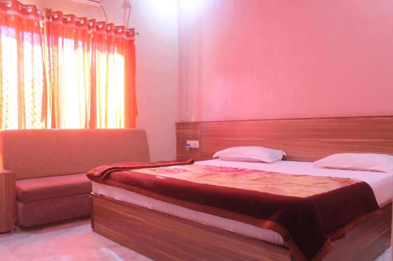 مونت ابو Cozy Room On Neelkanth Road المظهر الخارجي الصورة